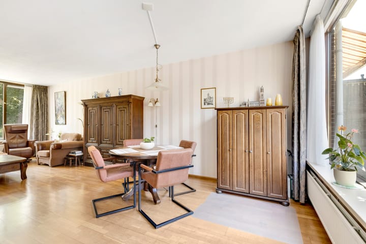 Foto 19 van Planetenbaan 13