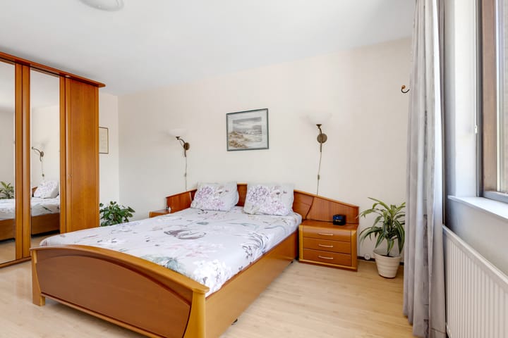 Foto 29 van Planetenbaan 13