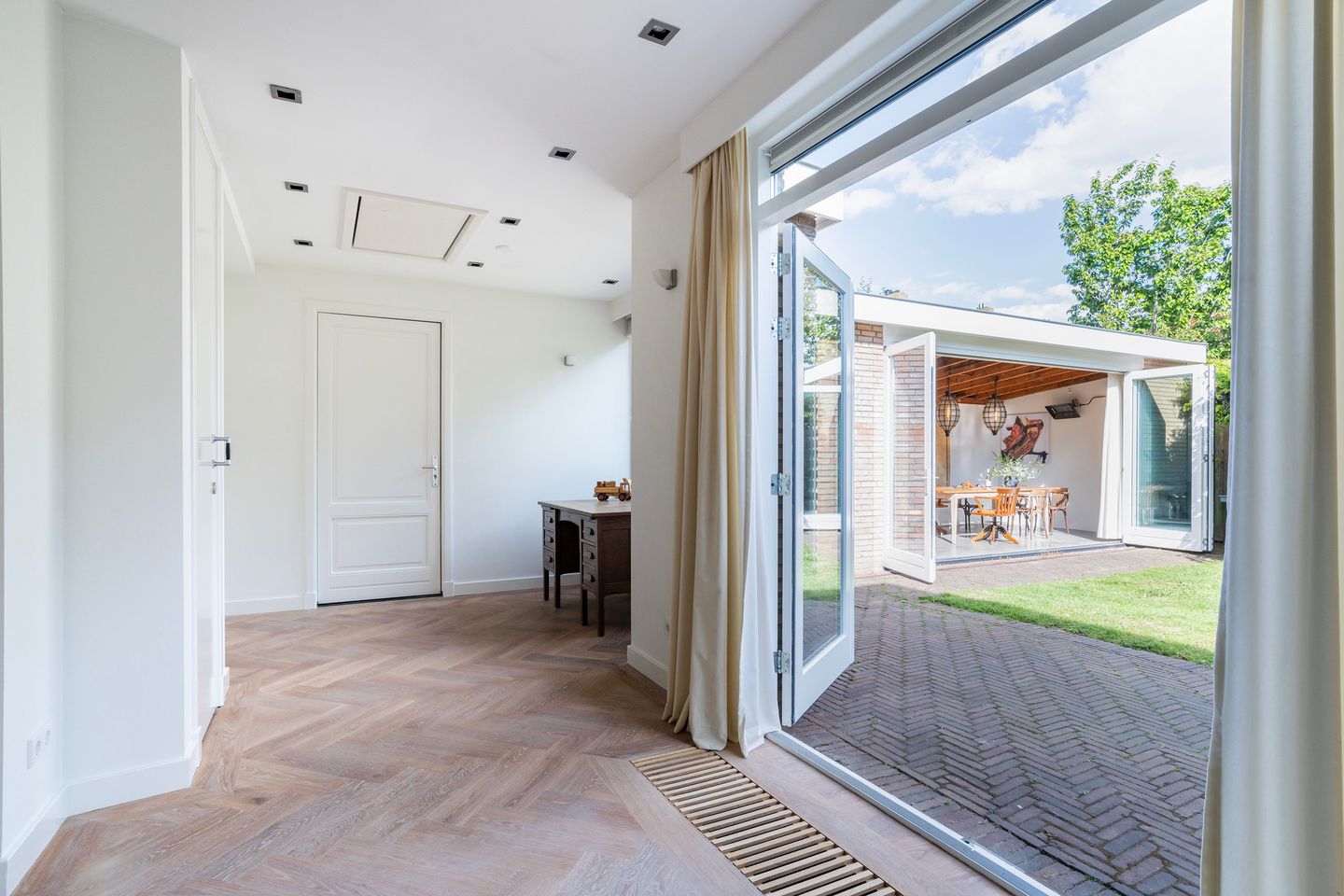 Foto 10 van Juliana van Stolberglaan 74