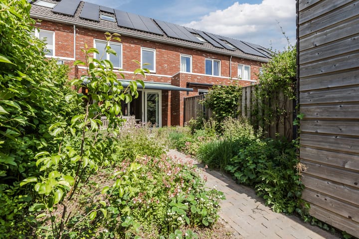 Foto 32 van Prof. Meulenbergstraat 10