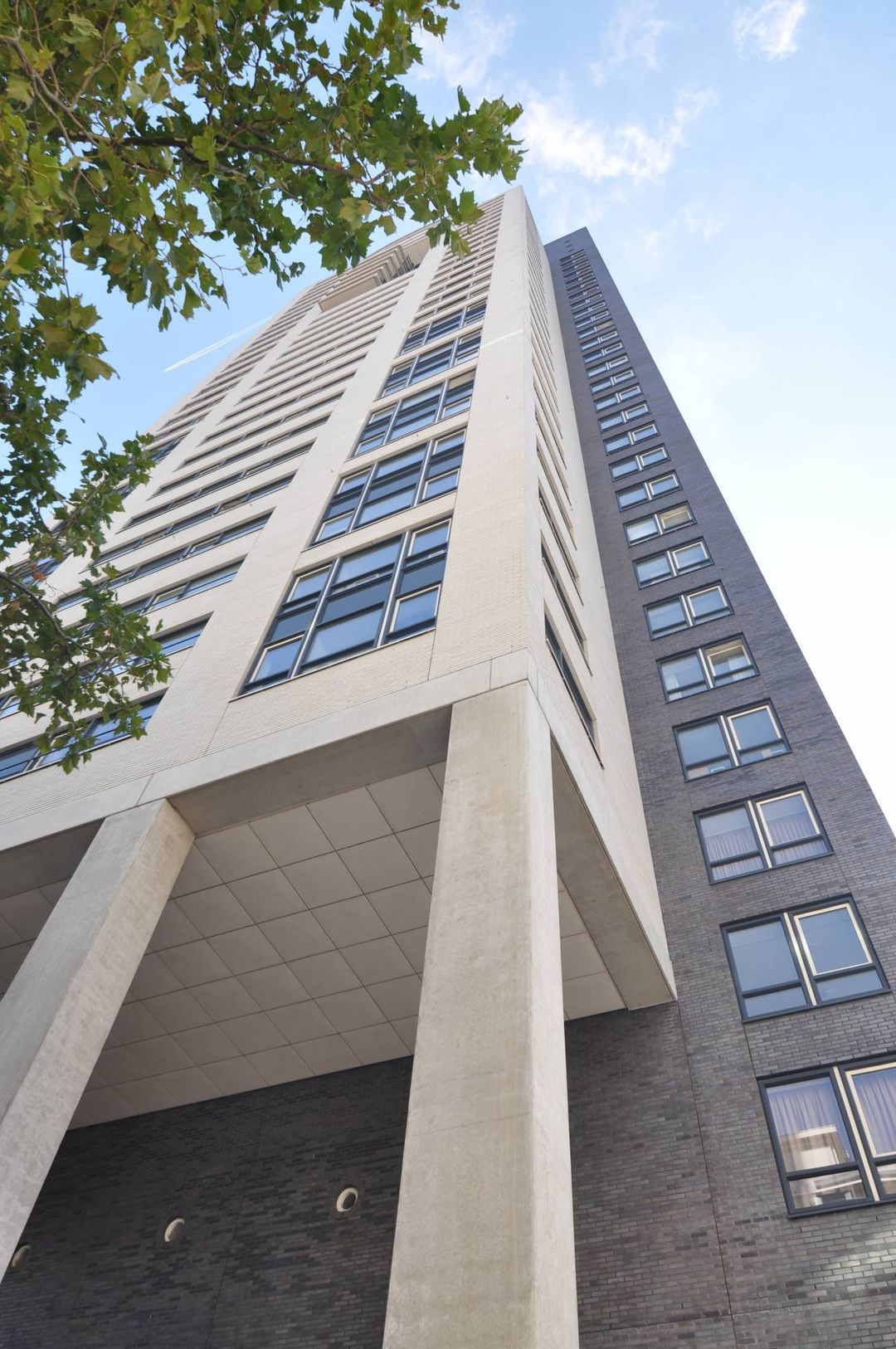 Photo 1 of De Regent 66