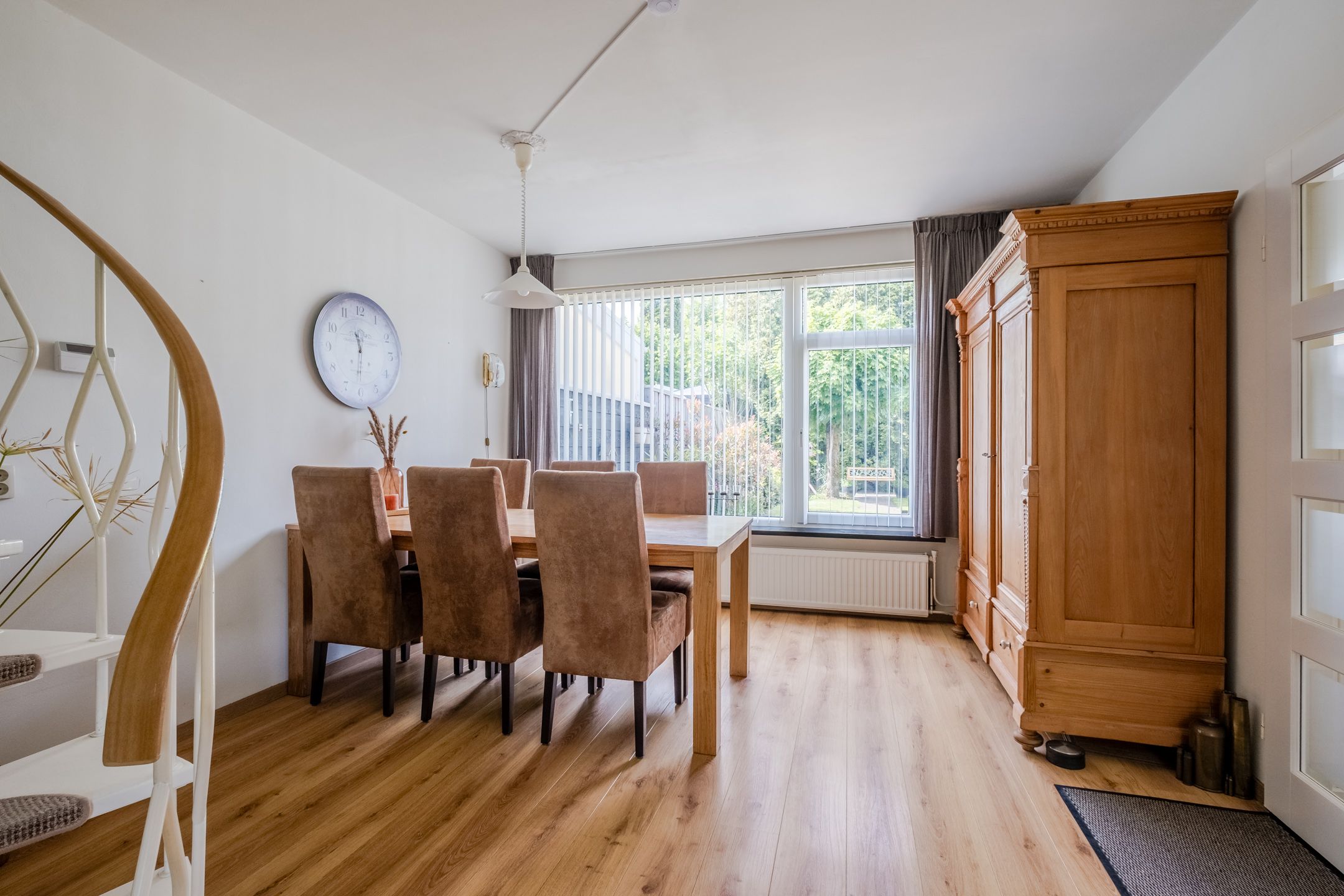 Photo 12 of Arthur van Schendelstraat 8