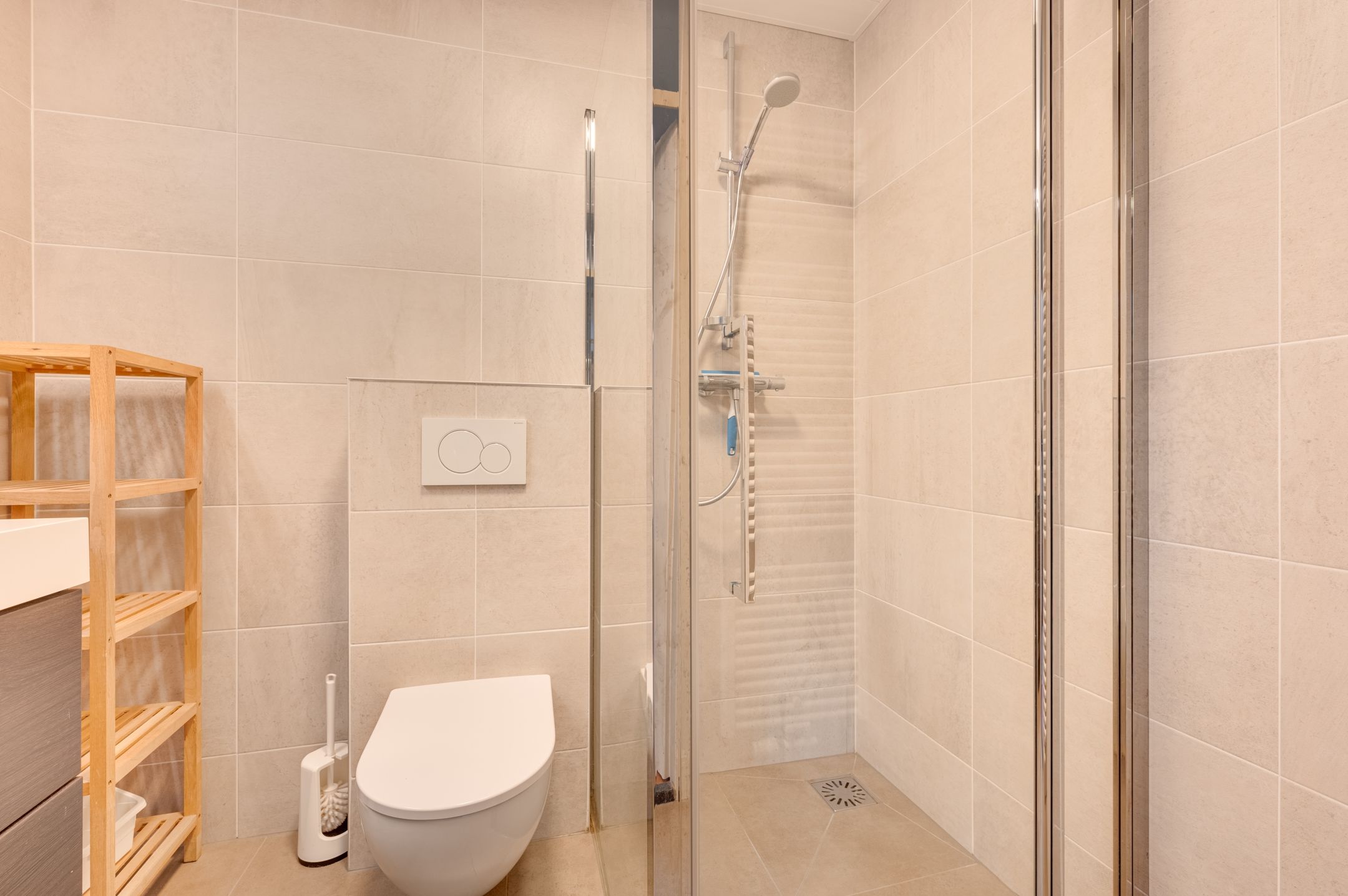 Photo 12 of Joost de Moorstraat 2