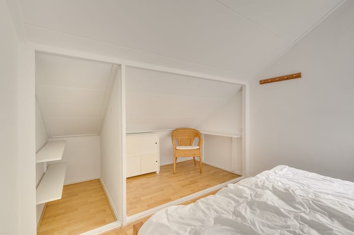 Photo 17 of Joost de Moorstraat 2