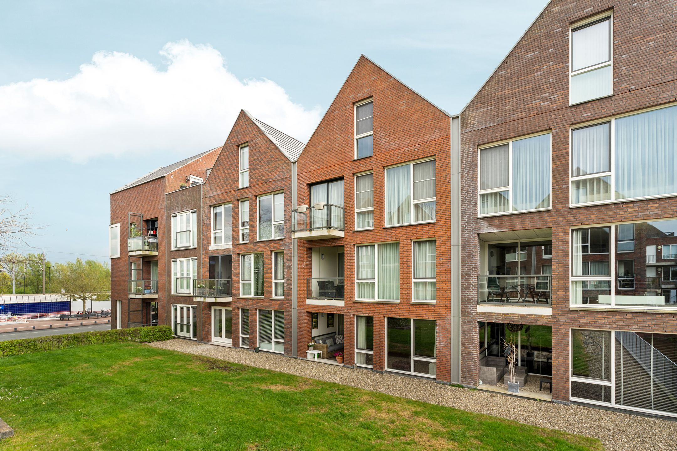 Foto 6 van Spoorlaan 22