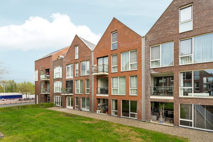 Foto 6 van Spoorlaan 22