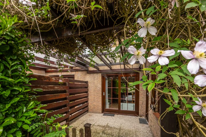 Photo 24 of Joost de Moorstraat 2