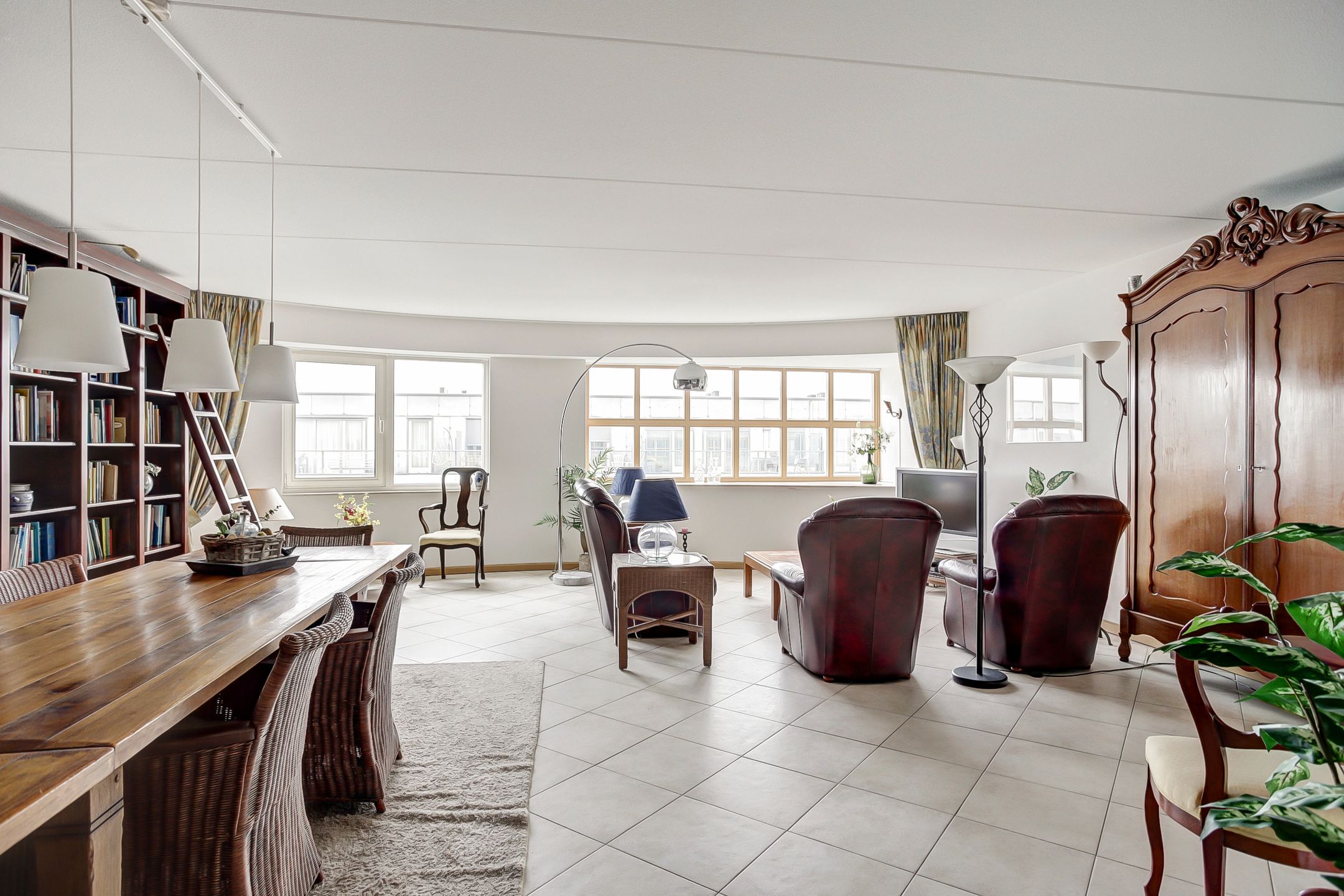 Foto 6 van Oosterweezenstraat 325