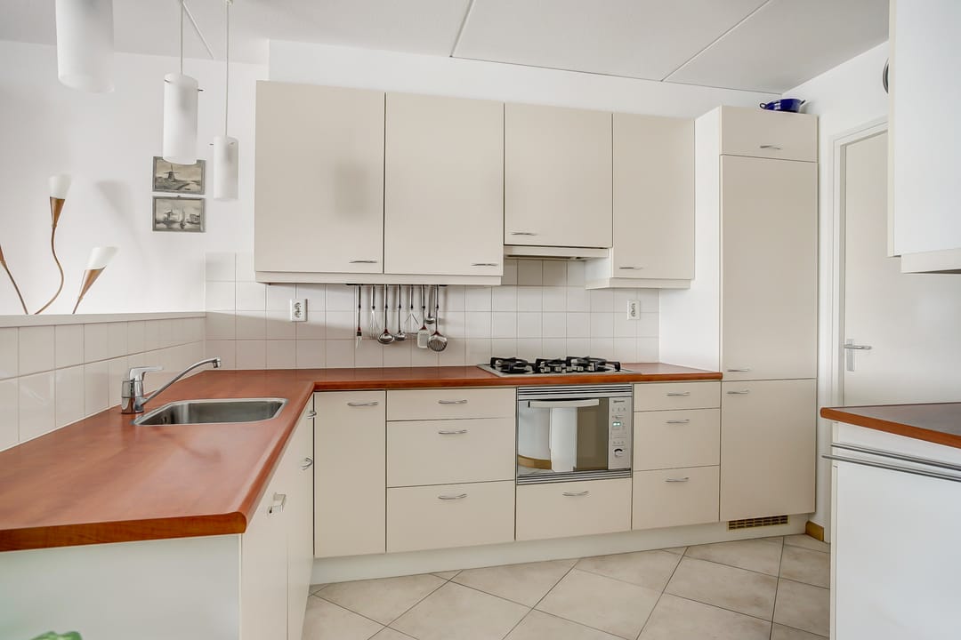 Foto 11 van Oosterweezenstraat 325