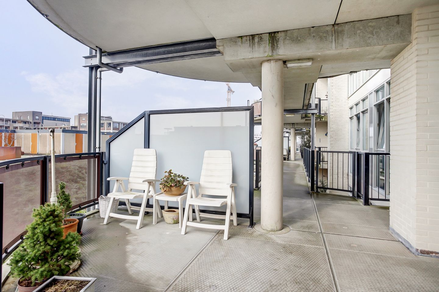 Foto 25 van Oosterweezenstraat 325