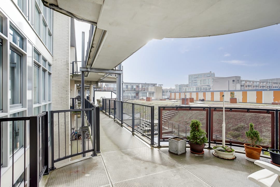 Foto 26 van Oosterweezenstraat 325