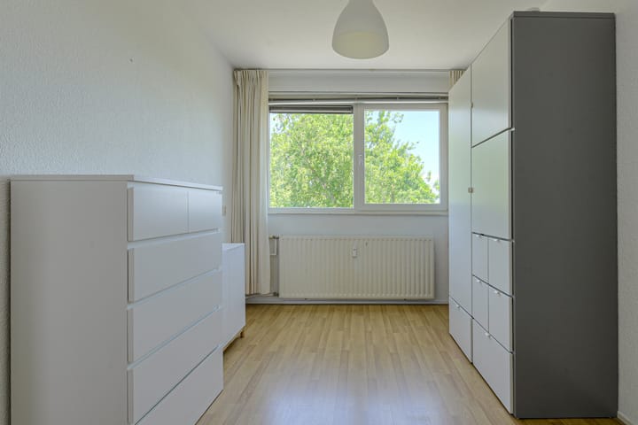 Photo 14 of Amerongenstraat 182