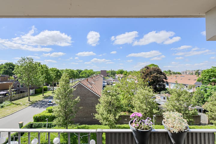 Photo 11 of Amerongenstraat 182