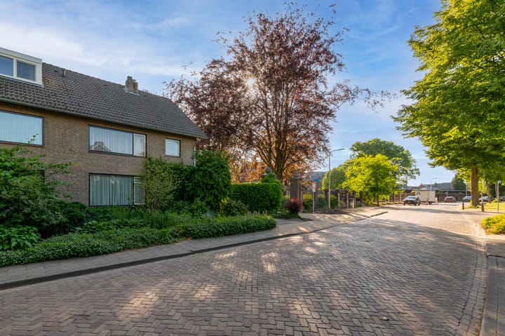 Photo 7 of Raadhuisstraat 28