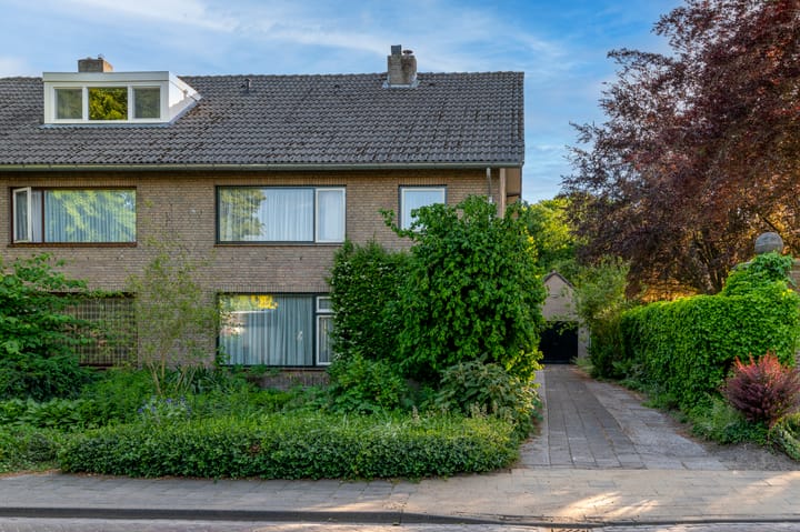 Photo 10 of Raadhuisstraat 28