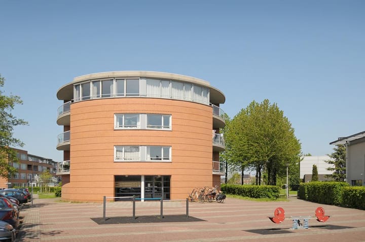 Photo 2 of Heemraad 5