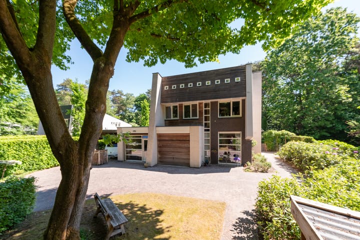 Foto 2 van Gerard Doulaan 30