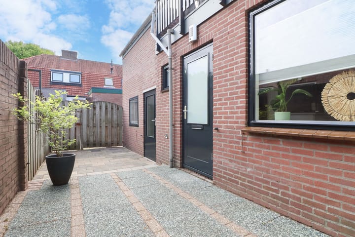 Foto 30 van Polstraat 17