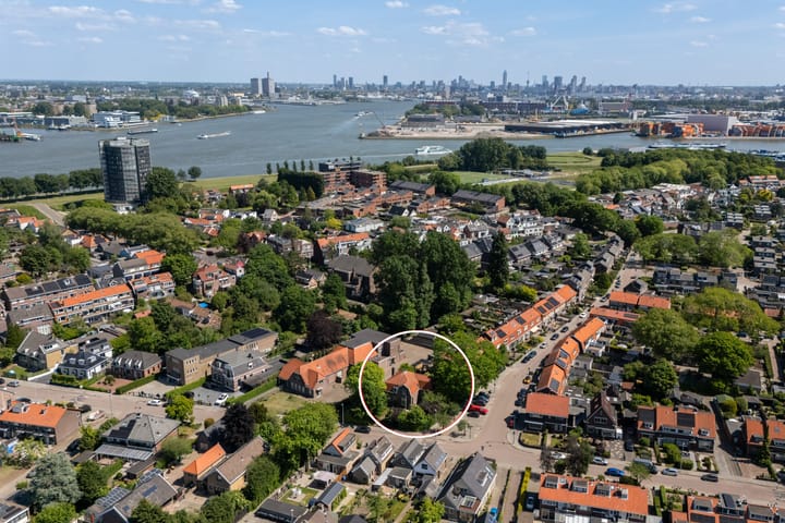 Foto 3 van Burgemeester van Esstraat 58