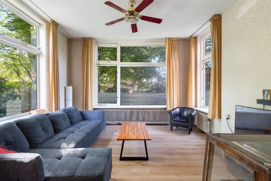 Photo 16 of Burgemeester van Esstraat 58