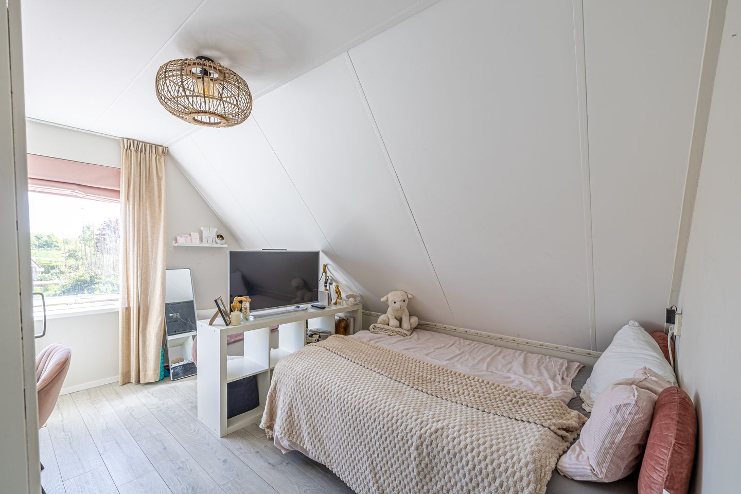 Foto 29 van Da. A.M.L. Frevelstraat 15