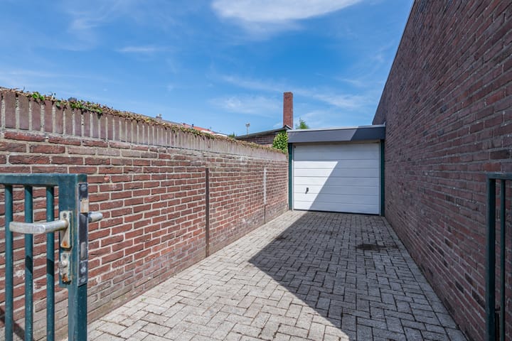 Photo 38 of Bleijerheiderstraat 111