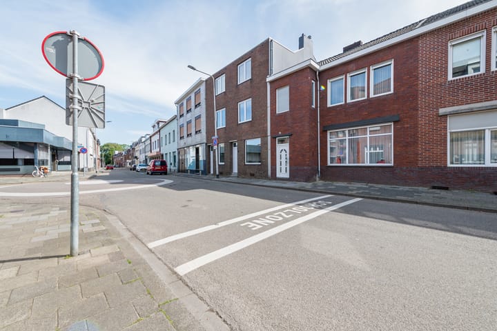 Photo 39 of Bleijerheiderstraat 111