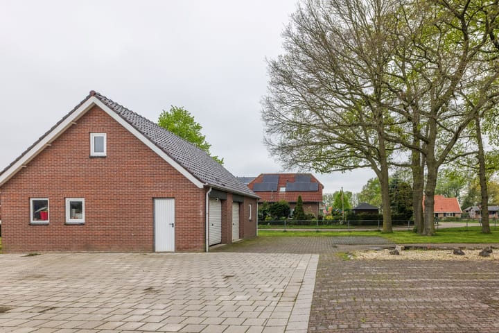 Foto 35 van Oude Hoevenweg 84