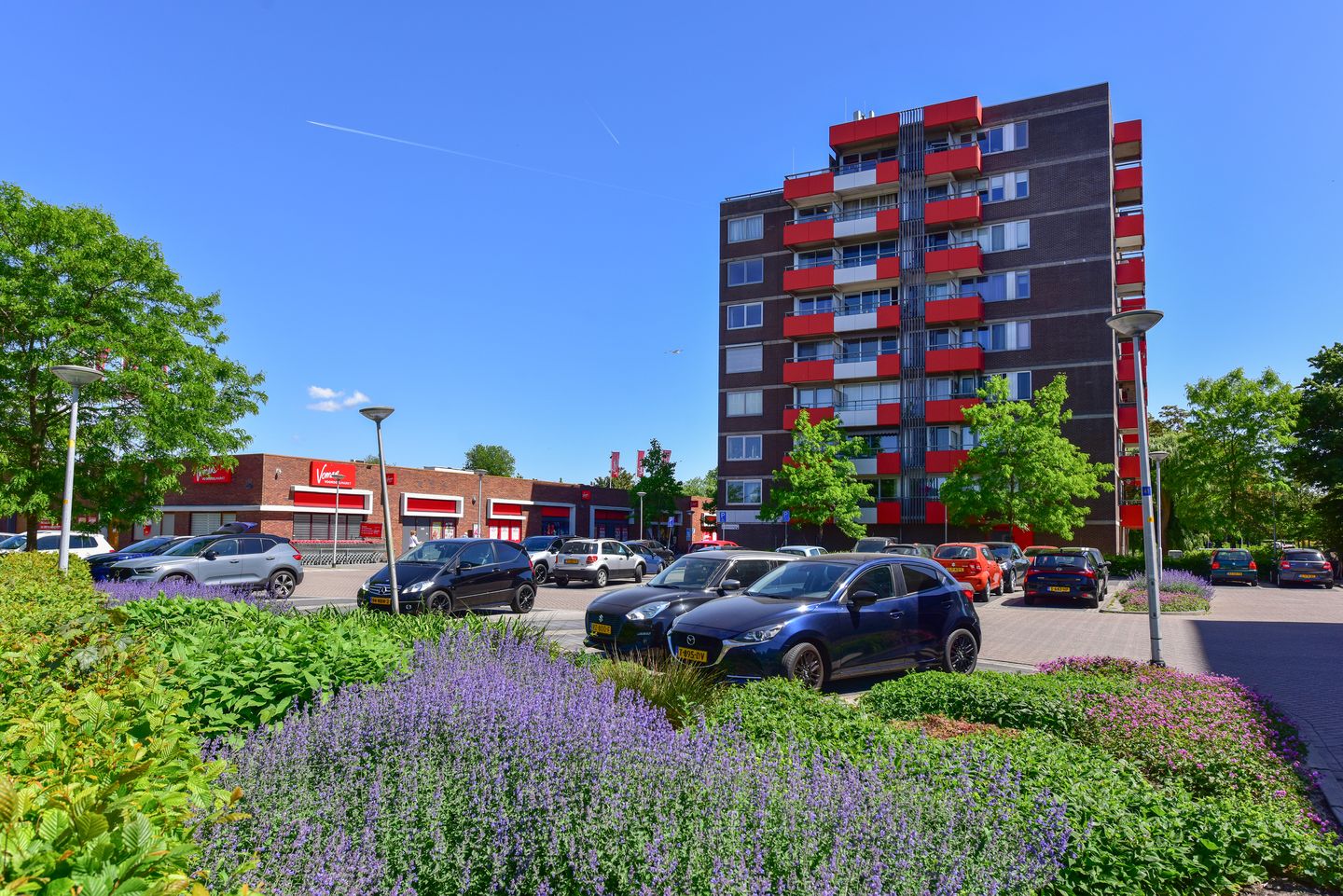 Foto 1 van Zilverschoon 66