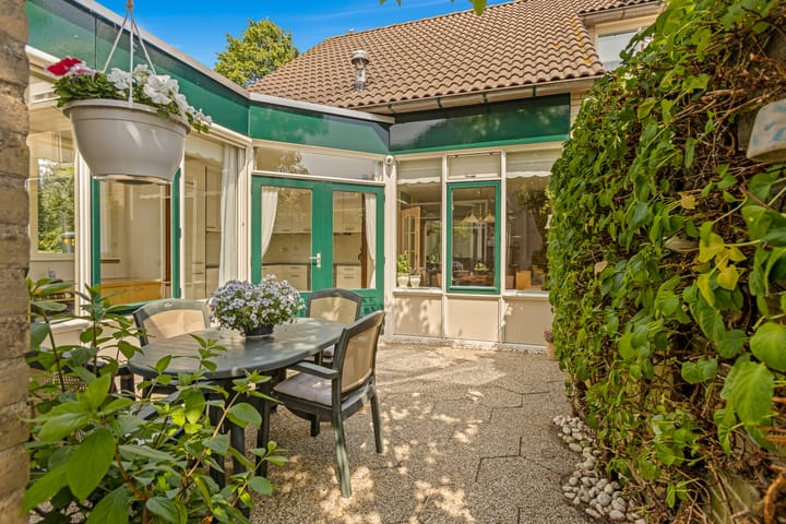 Photo 2 of Cantharel 18