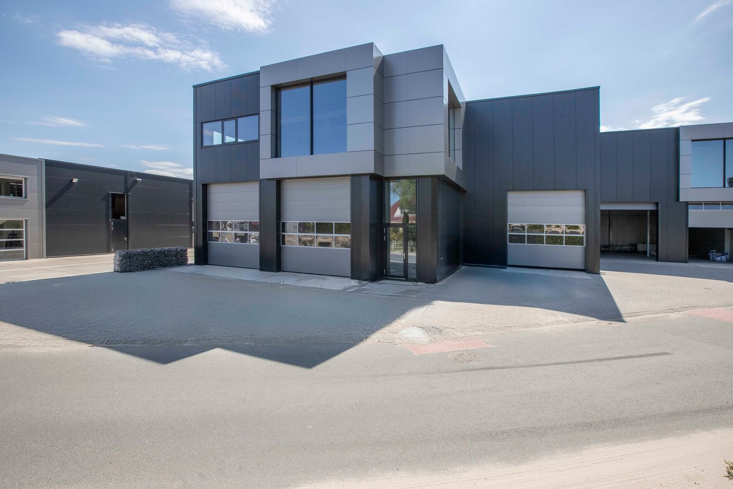 Bekijk foto 2 van Business Centrum 25 - Unit 1