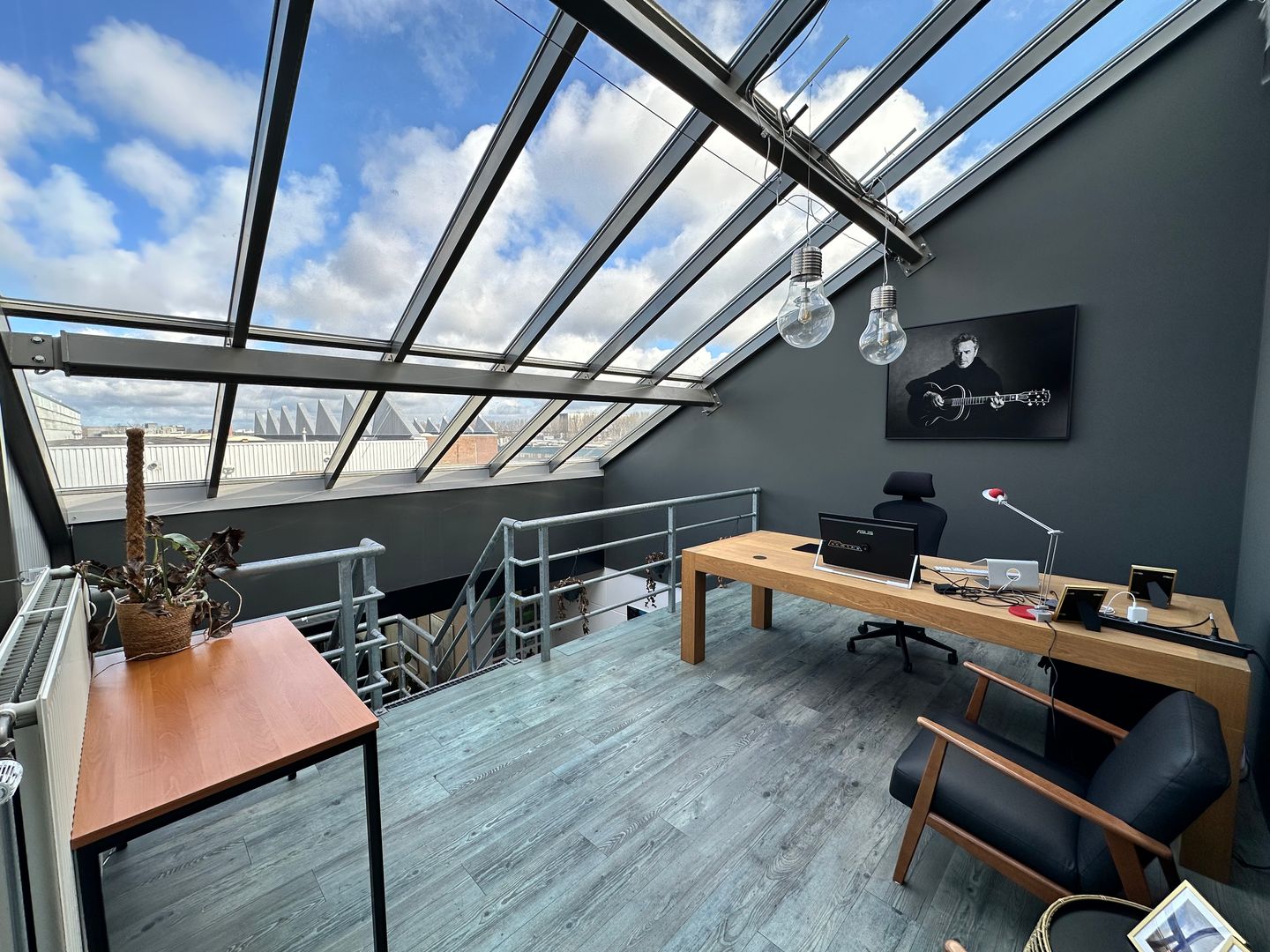 View photo 1 of Hendrik Figeeweg 3-G22