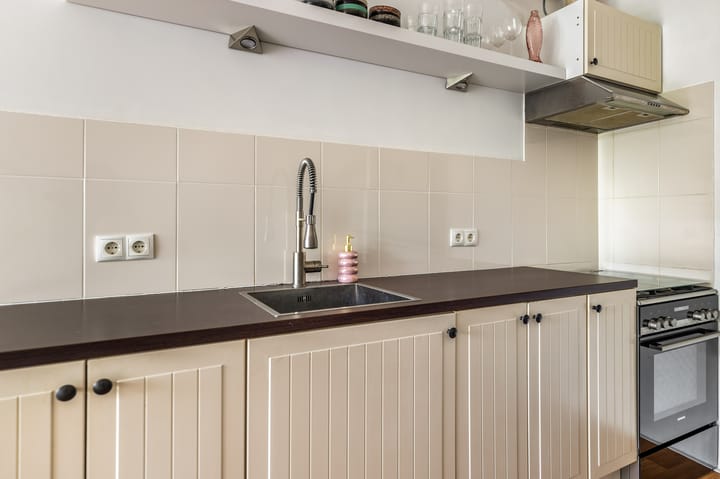 Photo 10 of Maerten van Heemskerckstraat 13-B