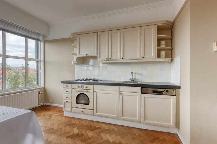 Foto 7 van Riouwstraat 84-C