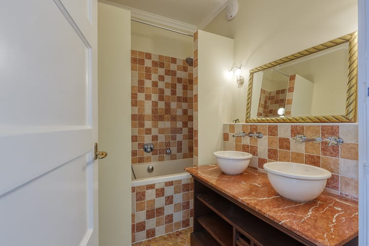 Foto 22 van Riouwstraat 84-C