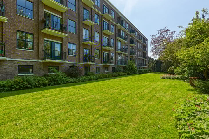 Foto 30 van Riouwstraat 84-C