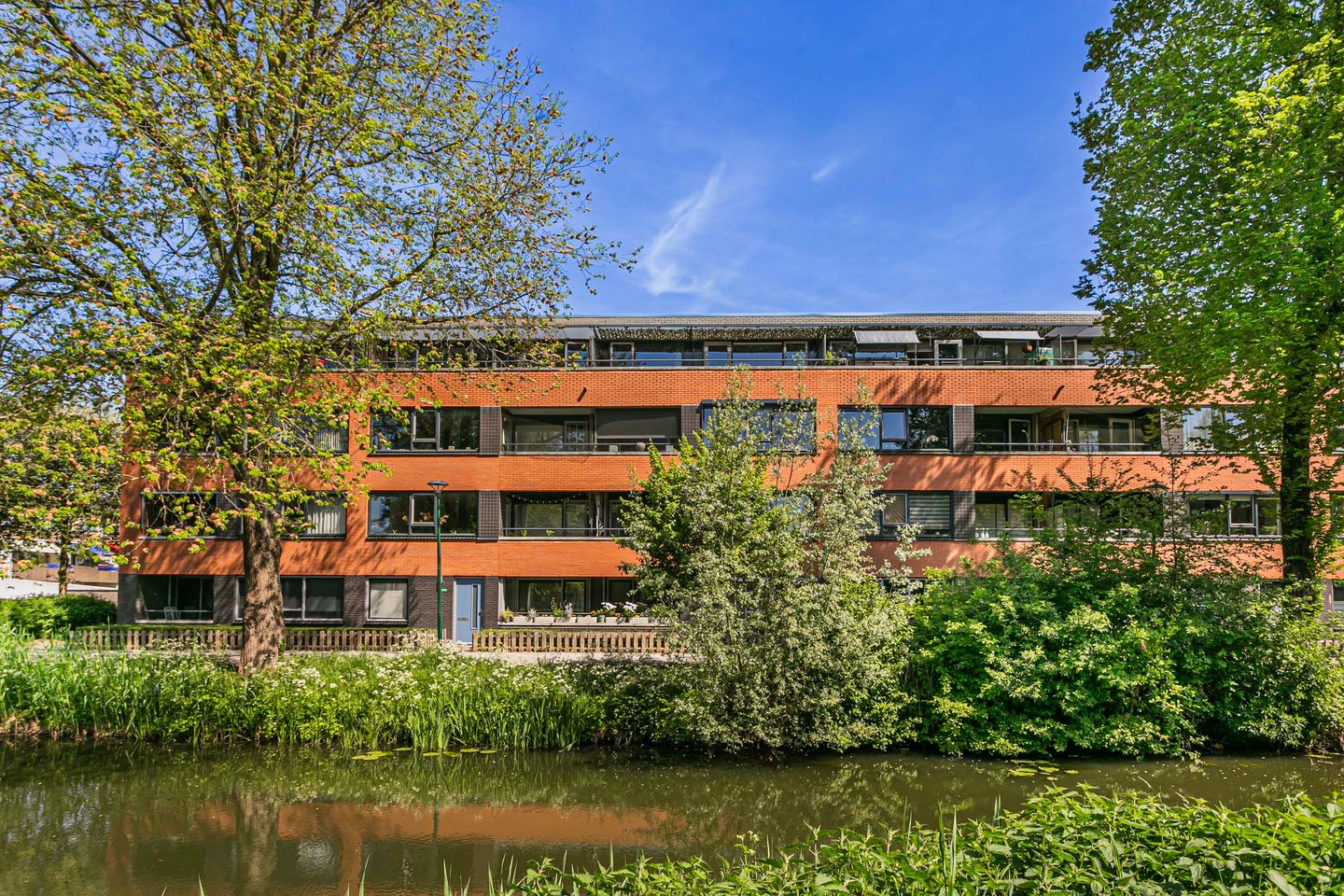 Foto 1 van Bloemstede 224-41