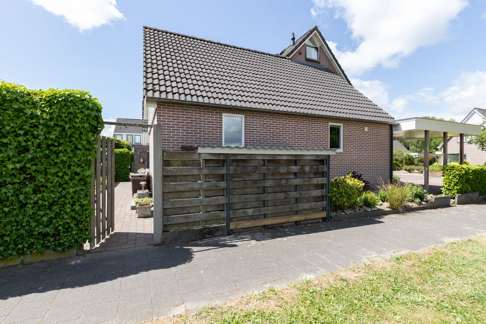 Foto 36 van Landschrijverlaan 1