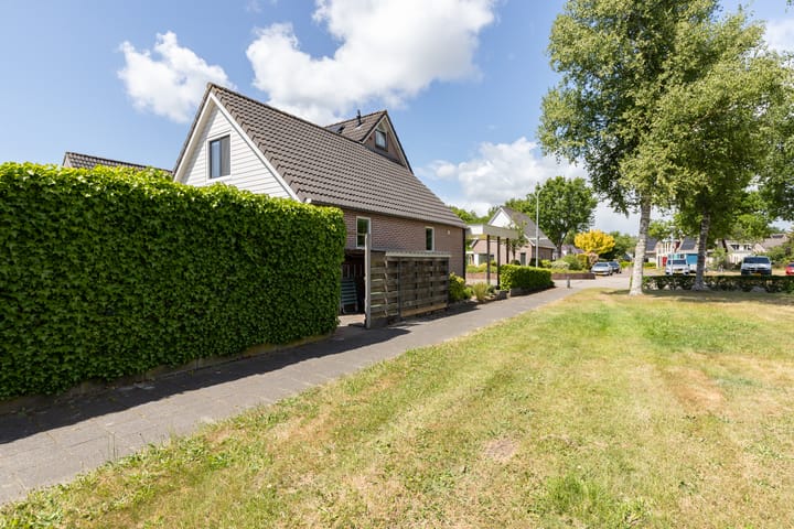 Foto 37 van Landschrijverlaan 1