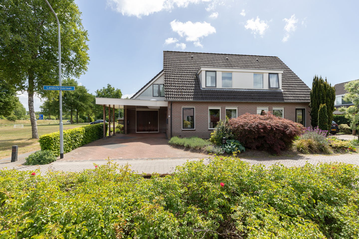 Foto 40 van Landschrijverlaan 1