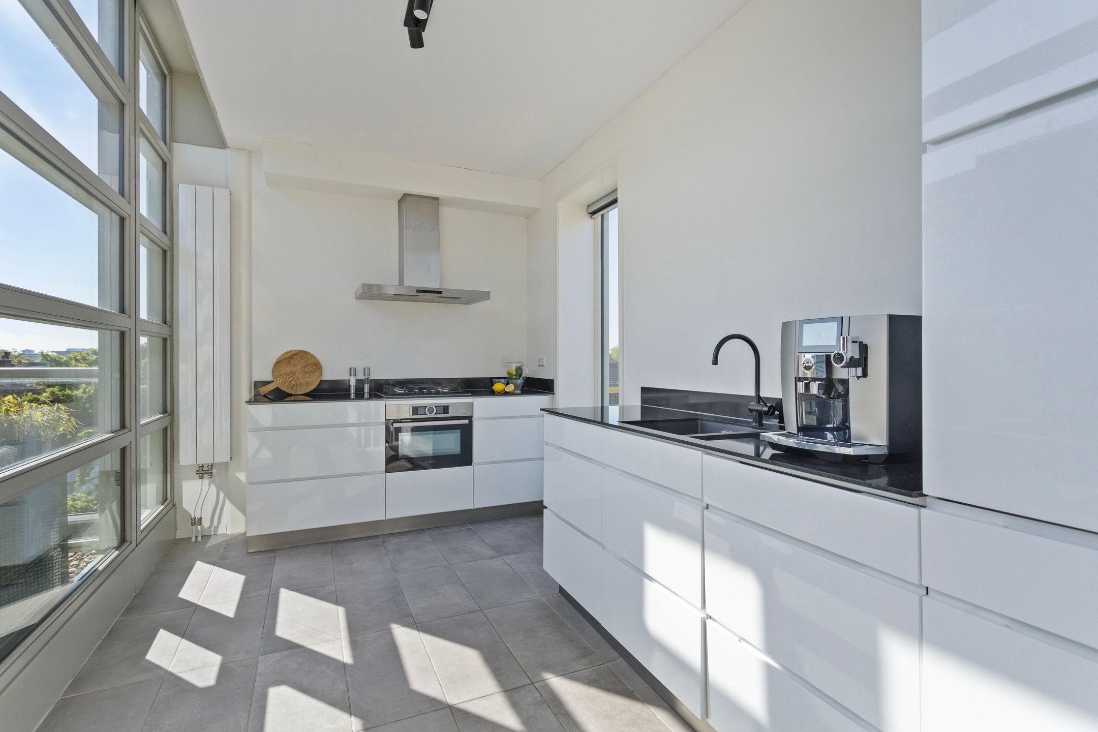 Foto 3 van De Witstraat 59