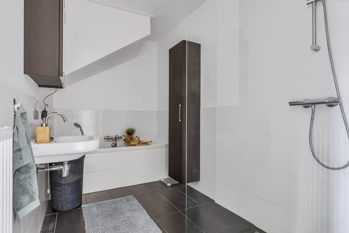 Foto 12 van De Witstraat 59