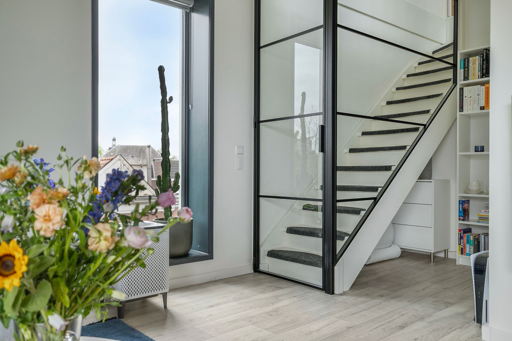 Foto 15 van De Witstraat 59