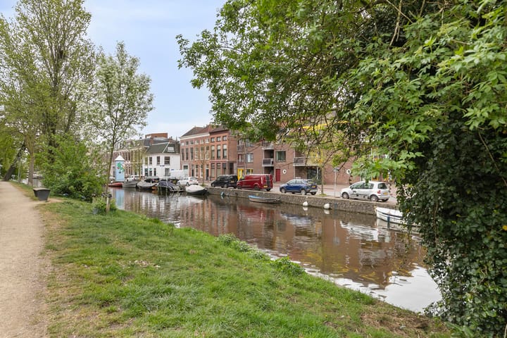 Foto 32 van De Witstraat 59