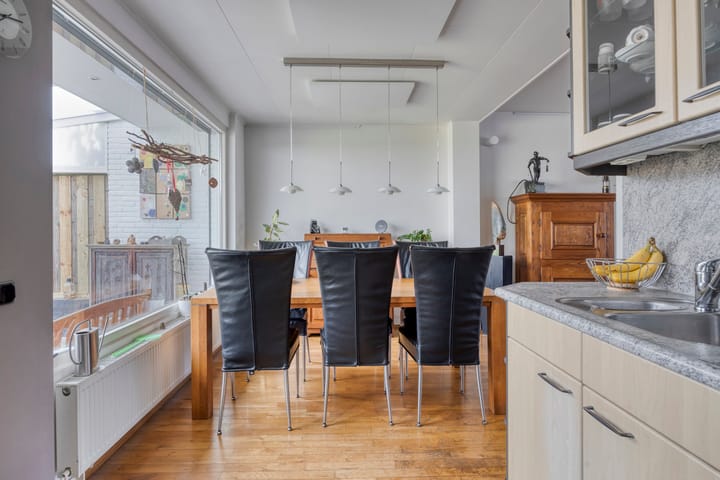 Foto 10 van Tuinstraat 18