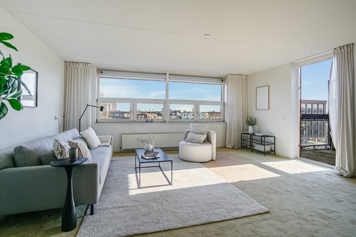 Photo 1 of Baarsjesweg 144-C