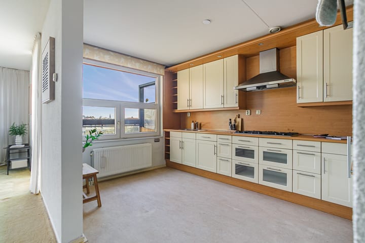 Photo 14 of Baarsjesweg 144-C