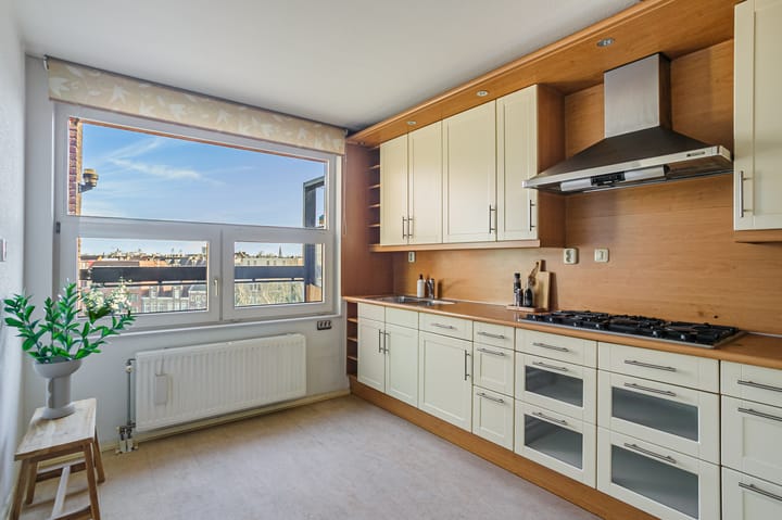 Photo 16 of Baarsjesweg 144-C