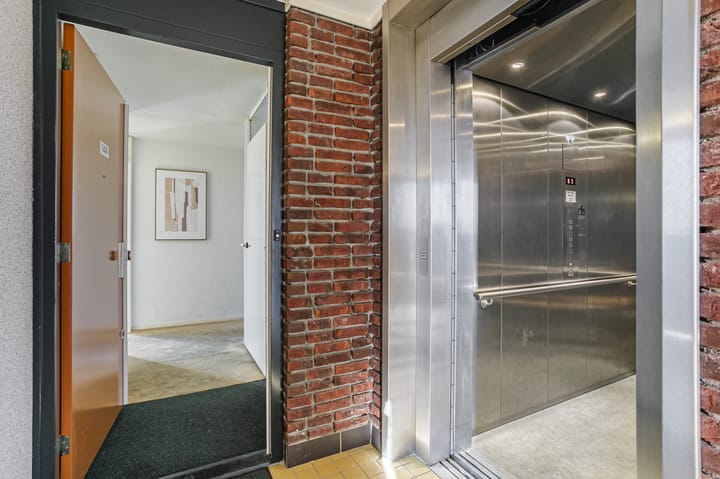 Photo 34 of Baarsjesweg 144-C