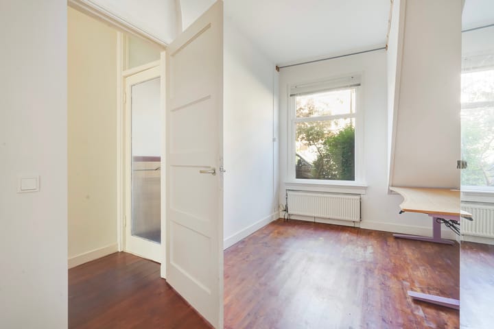 Foto 32 van Lunterenstraat 64